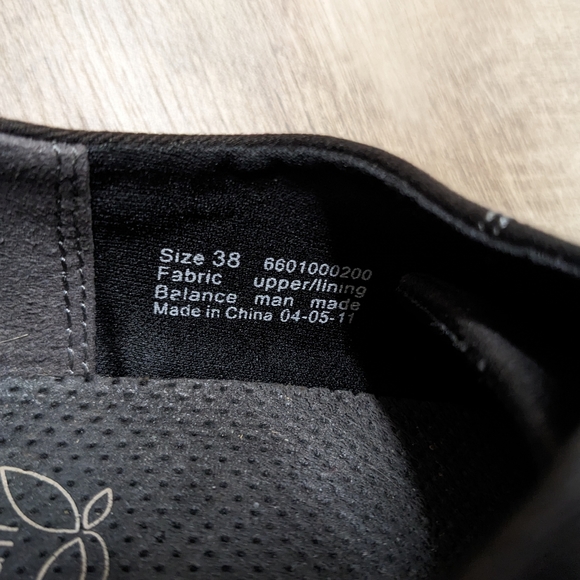 Dansko Black Vegan Leather Heeled Shoes Size 38 - Picture 10 of 11